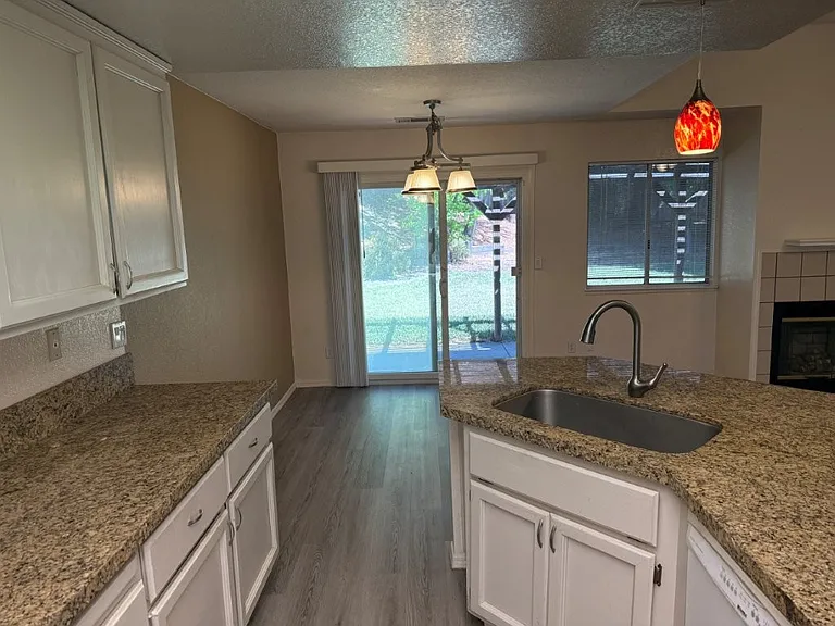 237 Sunridge Way — Photo 19