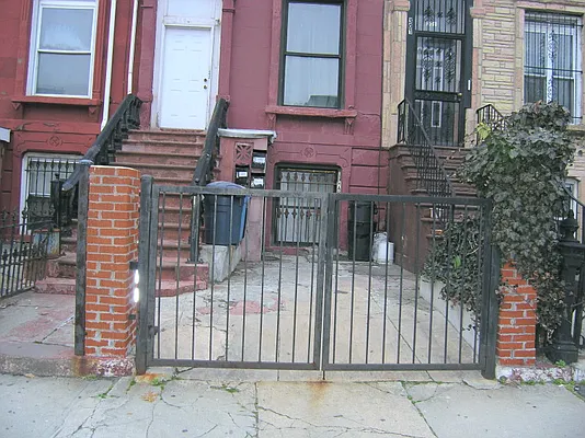 Rented by Fifth & Forever LLC | media 70