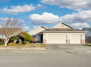 2099 Silkwood St, McKinleyville, CA 95519