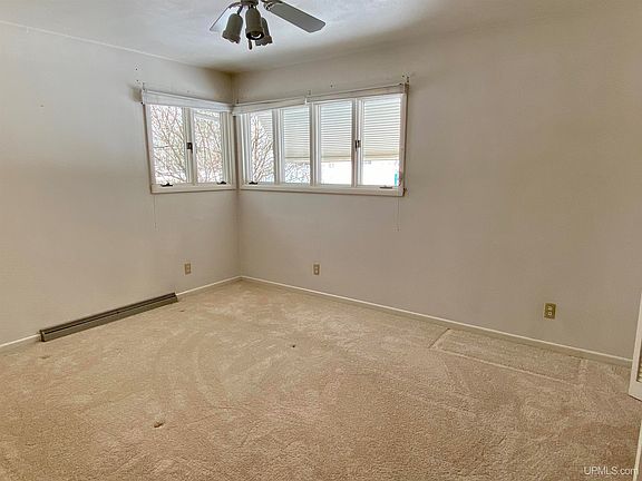 2nd image of 700 Henford Ave