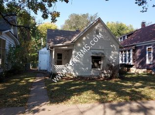 1621 SW Fillmore St, Topeka, KS 66604