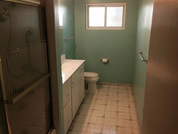 5th image of 145 N Darfield Ave