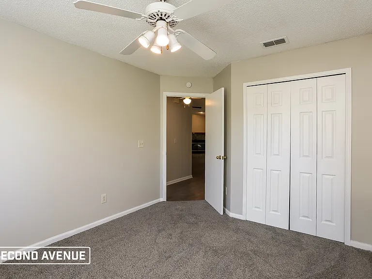 6604 Arancio Dr W — Photo 13