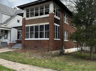 1215 Crosby St, Rockford, IL 61107