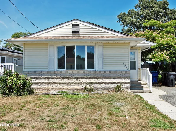 2404 4th Avenue, Toms River, NJ 08753