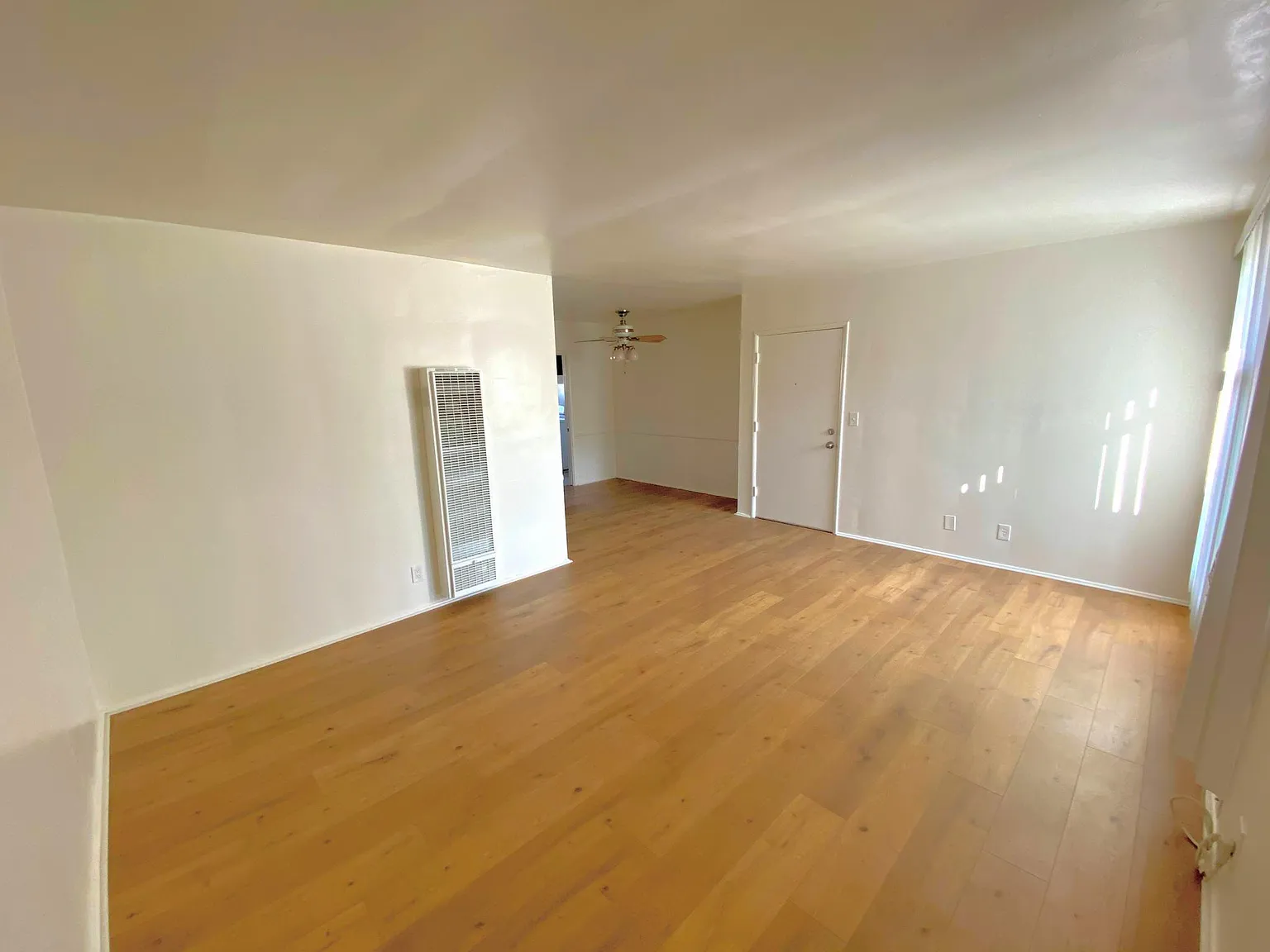 1 bed, 700 sqft, $2,150 — Photo 2