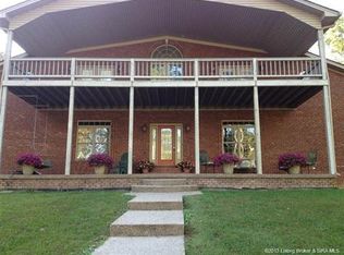 1719 Wildwood Dr, Henryville, IN 47126