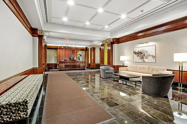 Rented by Compass | media 9