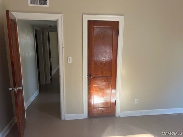 montgomery-alabama-120581757 picture