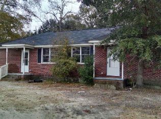 25 Willow Dr #B, Sumter, SC 29150
