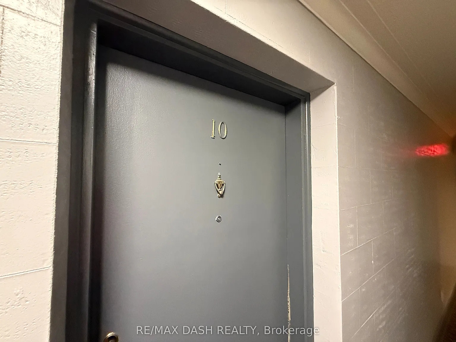 2 bed, $1,900 — Photo 3