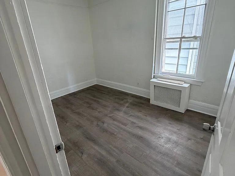 Bedroom #1
