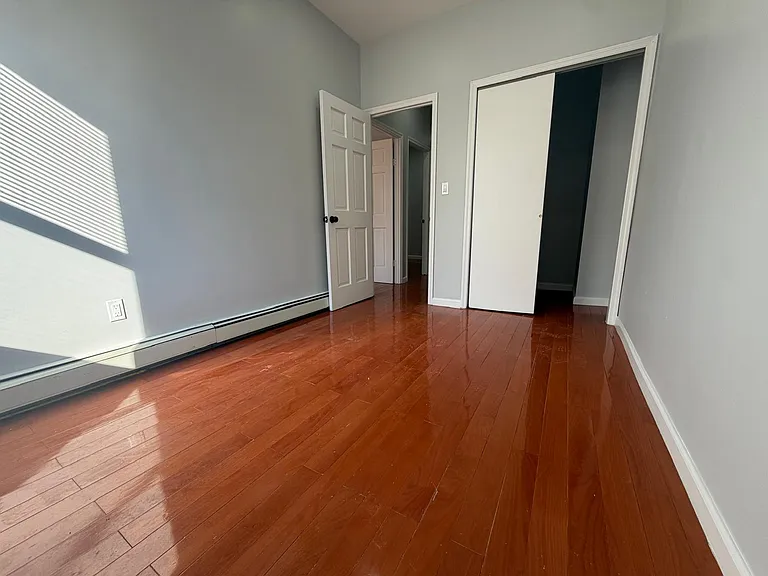 2328 28th St #1 — Photo 11