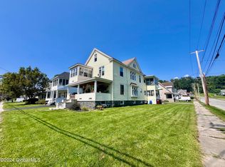 250 W Fulton St, Gloversville, NY 12078