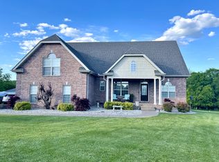 1000 Cabriolet Ct, Gallatin, TN 37066