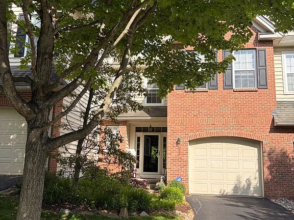 3rd image of 232 Deepdale Dr