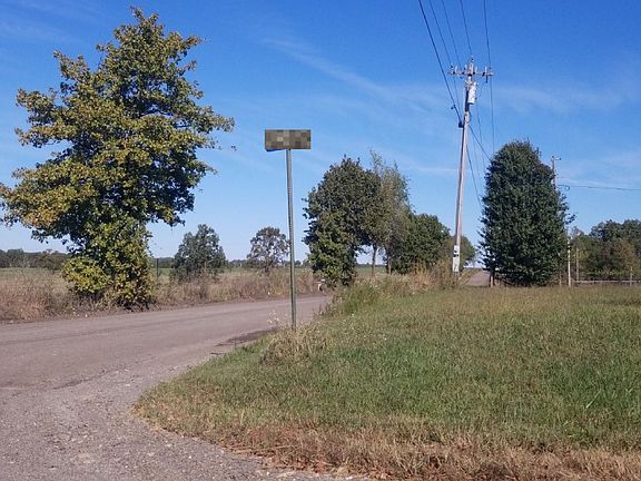 5th image of 19070 E Patriot Way