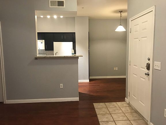 2nd image of 2320 Gracy Farms Ln APT 121