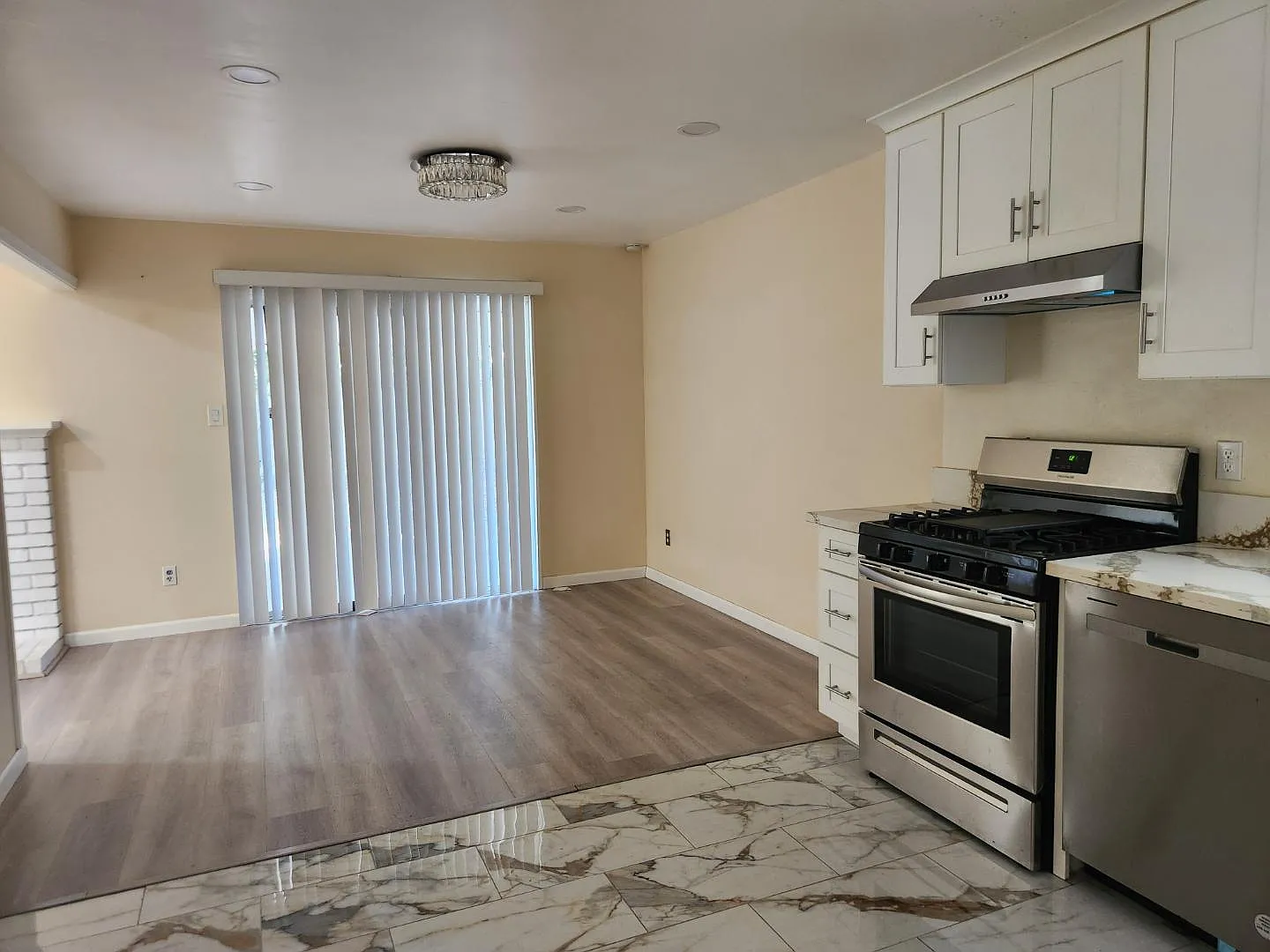 4184 Worthington Dr — Photo 2