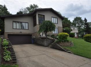 2047 Swallow Hill Ct, Pittsburgh, PA 15220
