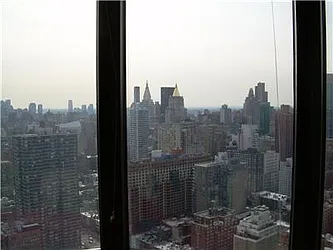 Rented by R New York