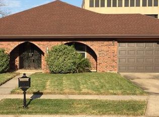 7241 Westhaven Rd, New Orleans, LA 70126