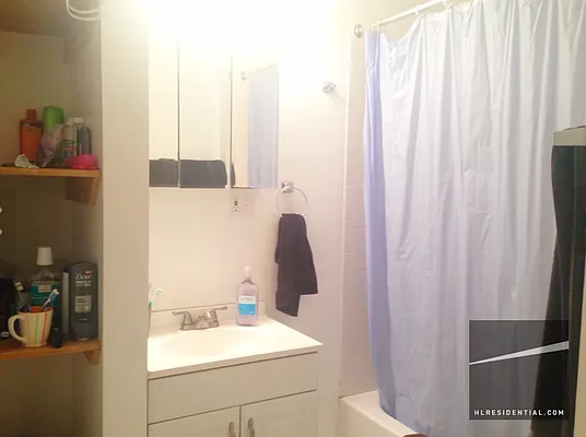 Rented by Highline Residential | media 16