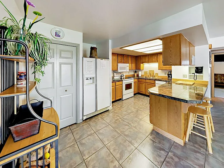 8014 S Sunnyoak Cir — Photo 17