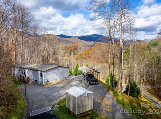572 Dark Ridge Rd, Sylva, NC 28779