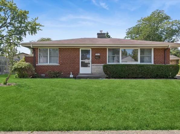 7311 Lake St, Morton Grove, IL 60053