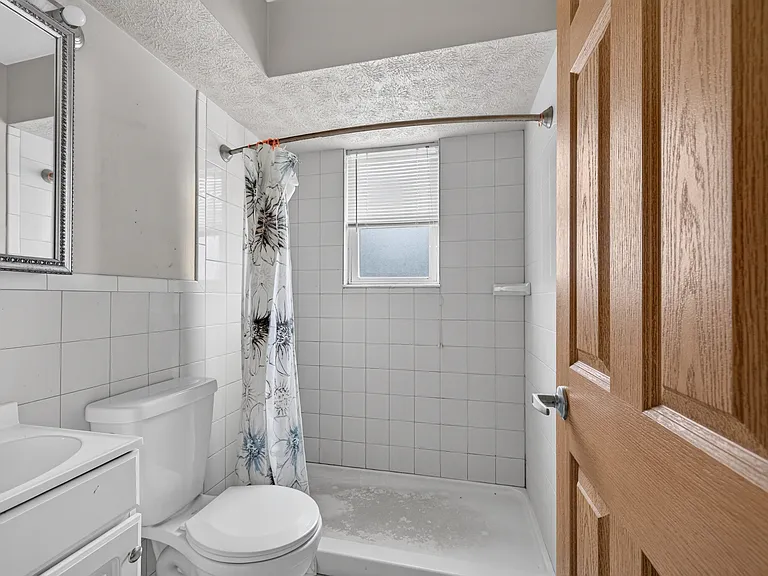 211 Park Ave #6 — Photo 10
