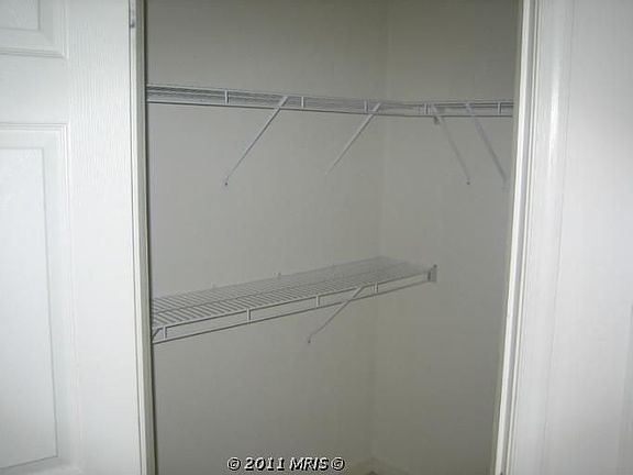 5th image of 707 Harvest Run Dr Unit 202