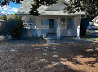 413 S 6th St, Hamilton, MT 59840