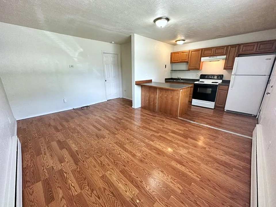1227 E 11th Ave