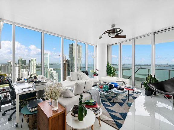 2nd image of 2020 N Bayshore Dr APT 4201
