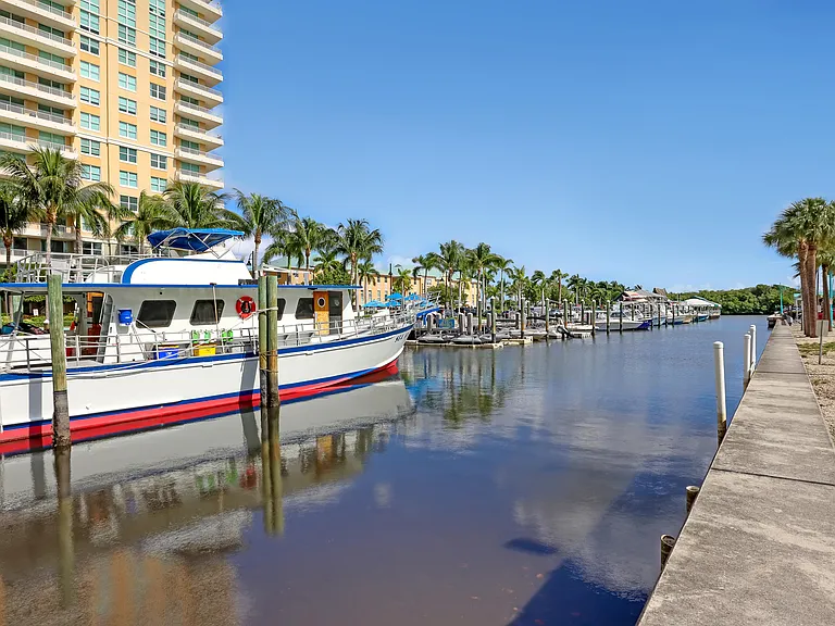 700 E Boynton Beach Blvd #312 — Photo 18