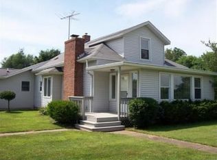 67026 Dailey Rd, Edwardsburg, MI 49112