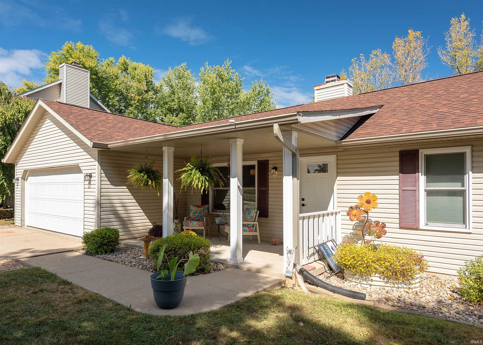 918 W Countryside Ln photo 1