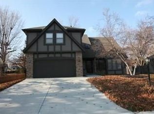 11520 Rosehill Rd, Overland Park, KS 66210