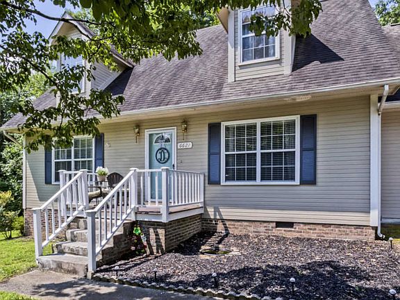 3rd image of 6621 Bay Circle Dr