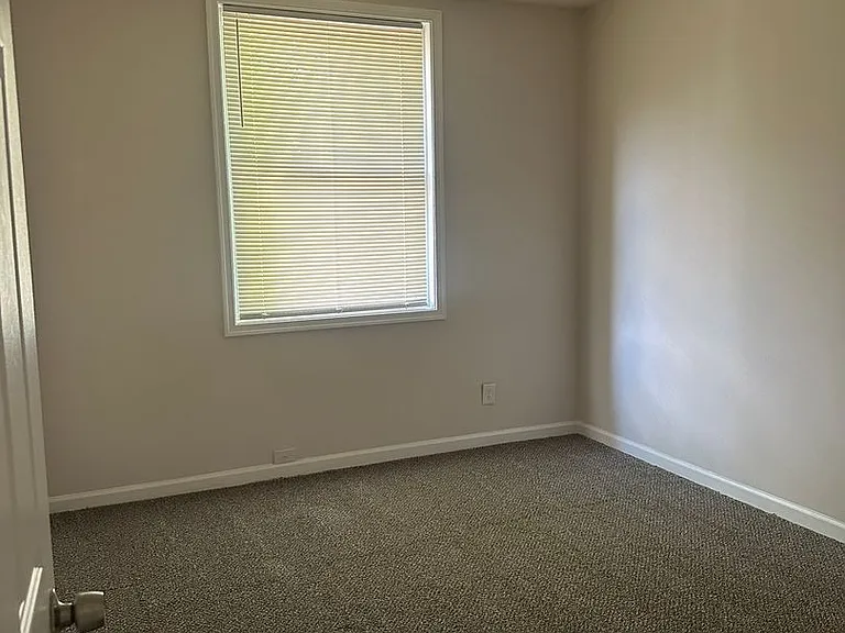3616 Elmley Avenue — Photo 4