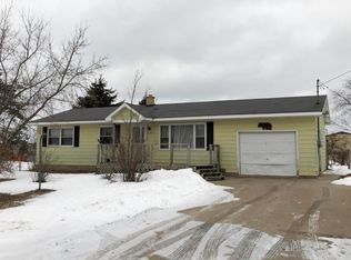 1114 Borden Dr, Gaylord, MI