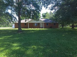 4780 Airport Rd, Damiansville, IL 62215