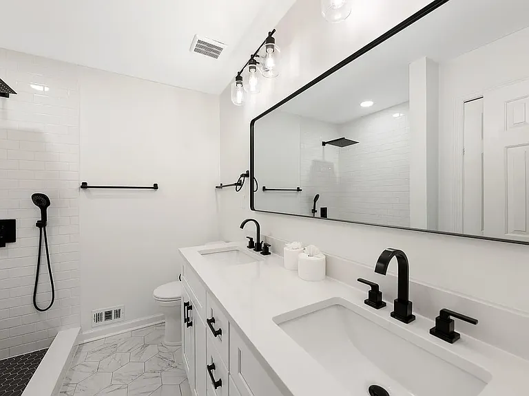 3749 Yorktown Pl — Photo 15