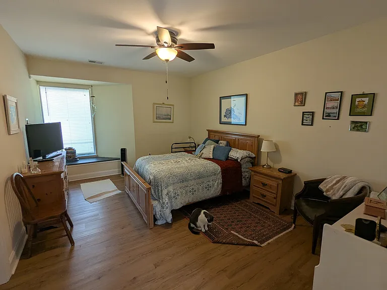 Master Bedroom with Ensuite Bathroom & Walk-In Closet