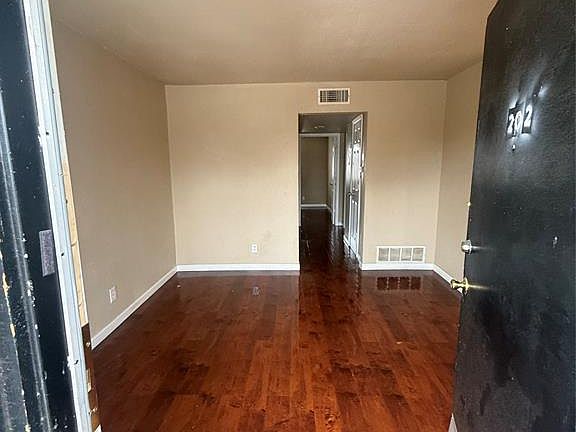 2nd image of 1015 E Tucker St APT 202