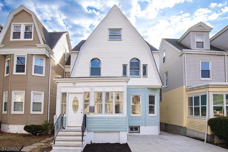 1st image of 144 Greenwood Ave