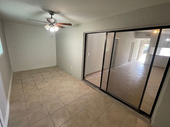 5th image of 17419 Dumont Dr