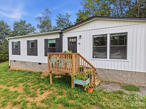 3rd image of 526 Cane River School Rd