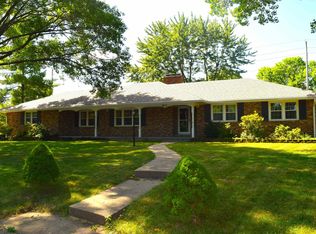 2415 Golf Dr, Sedalia, MO 65301